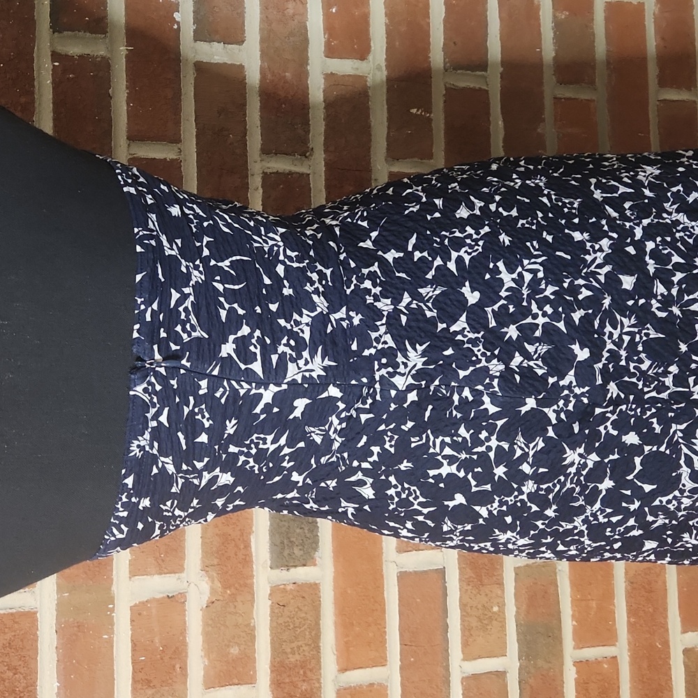 J. Crew strapless navy blue floral dress, size 2 - Picture 4 of 8